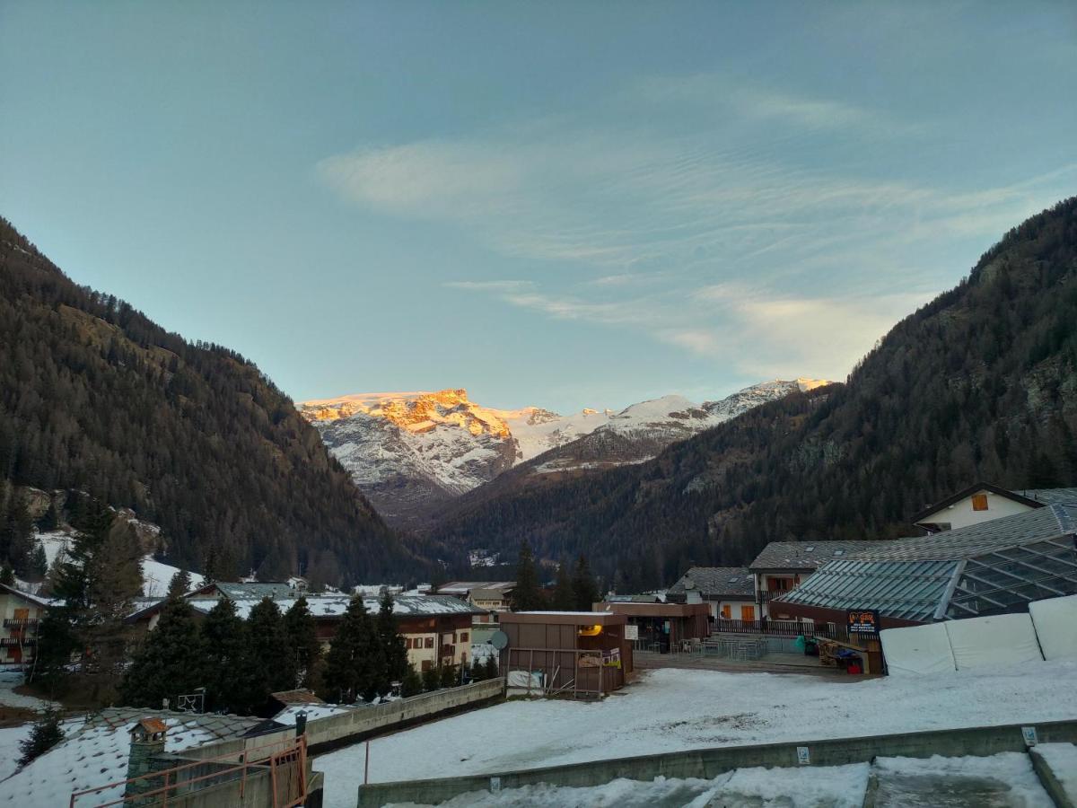 Hotel De Champoluc Exteriér fotografie